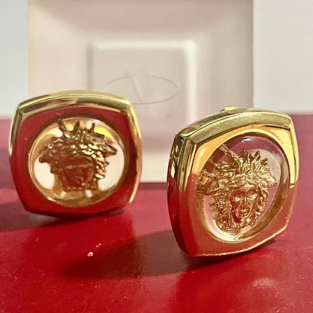 Gianni VERSACE Italy Gold Clip On Medusa Earrings Iconic Vintage Signed - Picture 3 of 6